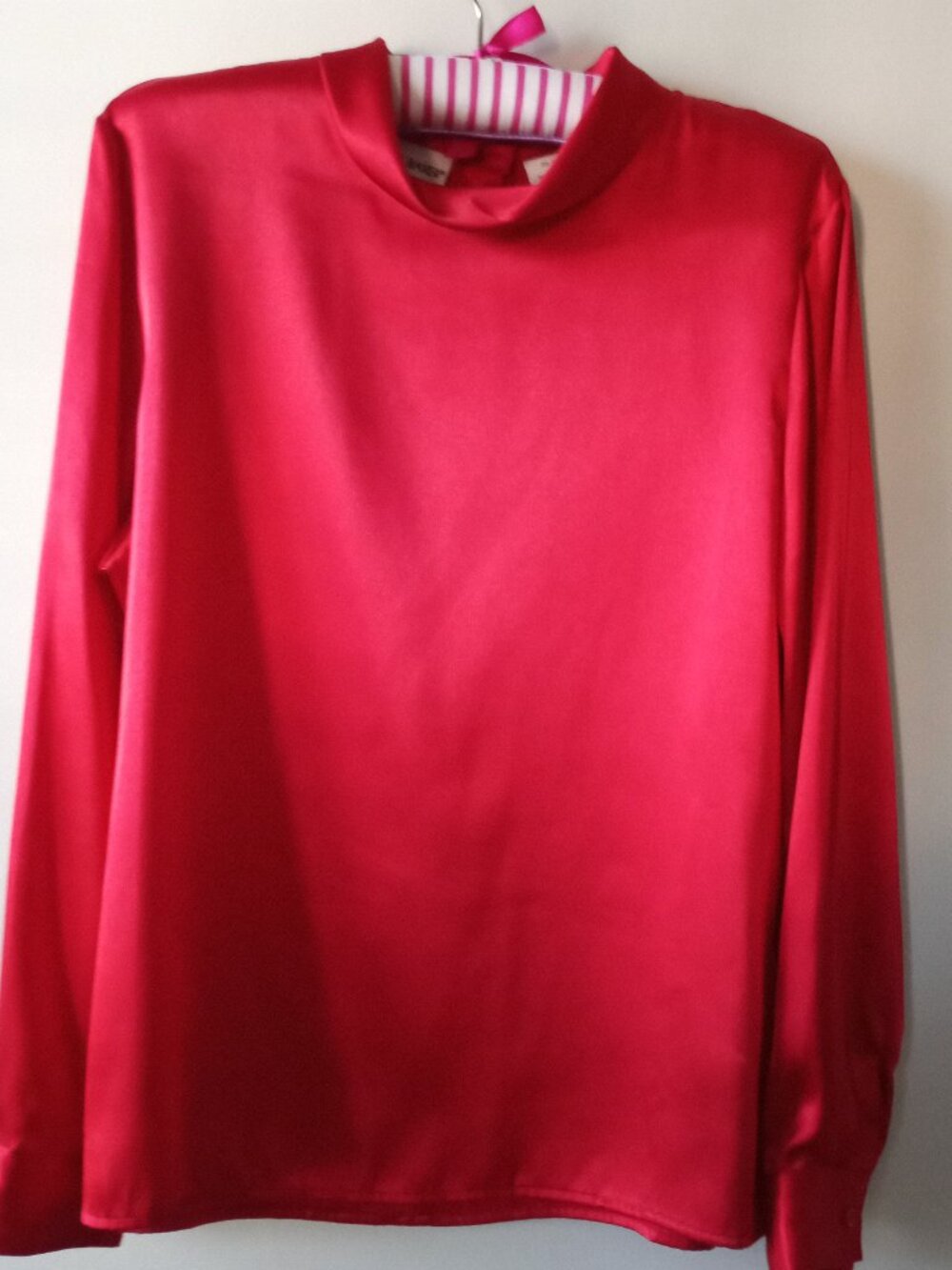 'LIZ BAKER' Red Blouse Size 16 Poly Satin EUC